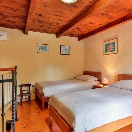 Edera Comfortable Villa Juršići