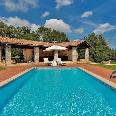 Edera Comfortable Villa Juršići
